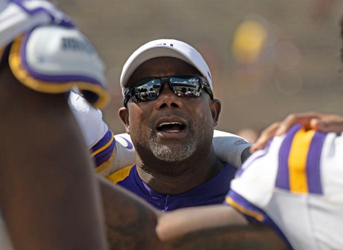 NO.lsumsu.091723 HS 11627.jpg