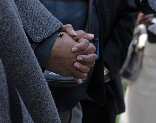 BR.sharonlewis.122123 HS 008.jpg